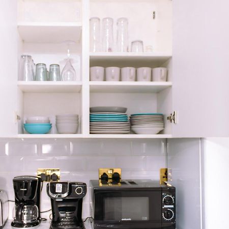 לונדון Nice 4 Bedroom Apartment Near City Centre 2-Min Walk To Metro !! Business & Family Friendly!! מראה חיצוני תמונה