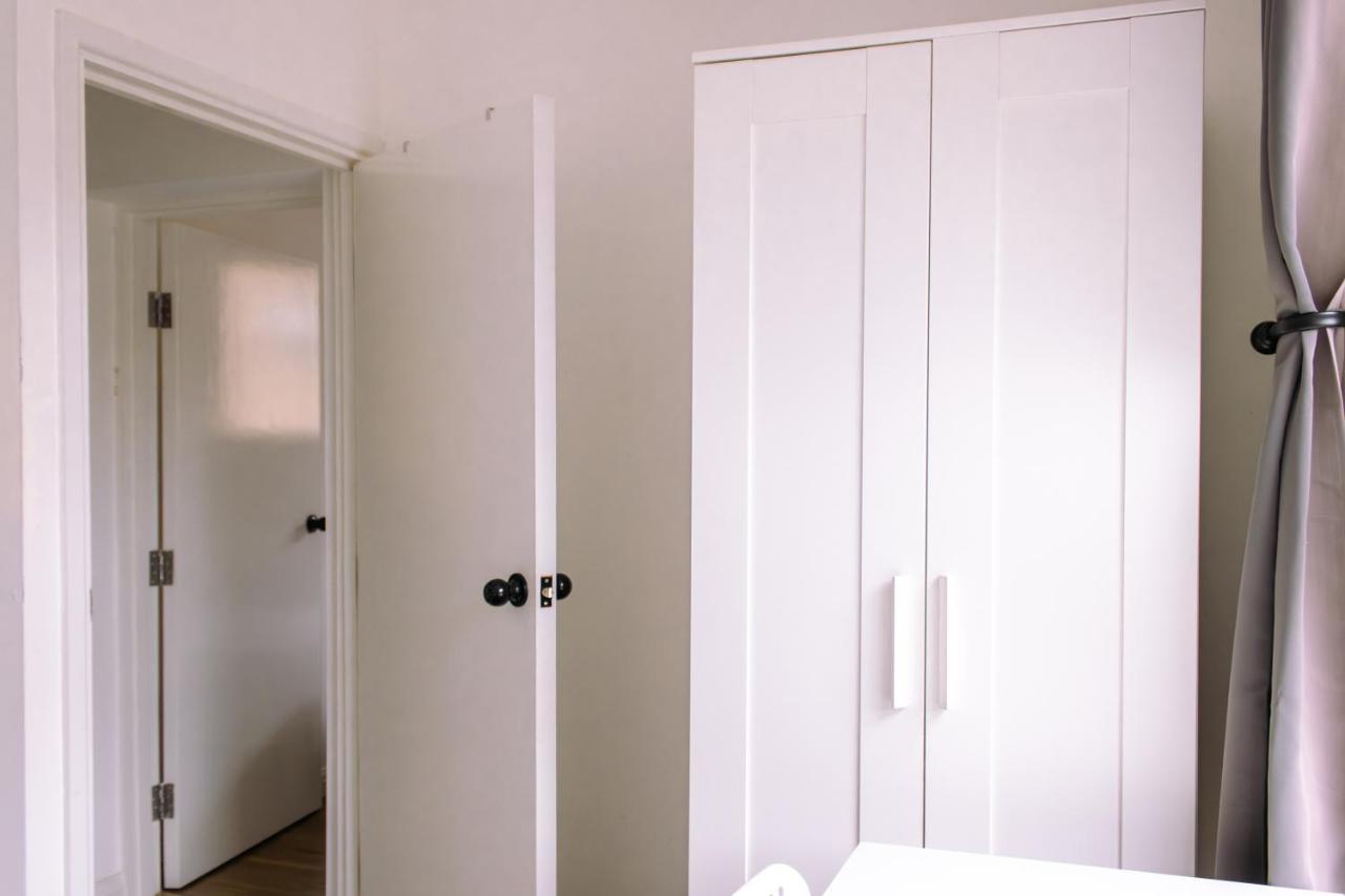 לונדון Nice 4 Bedroom Apartment Near City Centre 2-Min Walk To Metro !! Business & Family Friendly!! מראה חיצוני תמונה